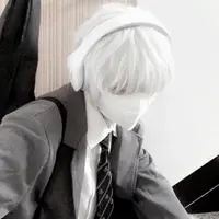 Fhkfkfbfjikf48