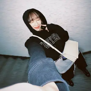 8b927df9-3041-4597-a479-84e3a51e98ef