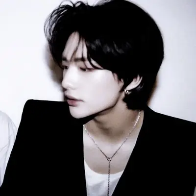 Hwang Hyunjin