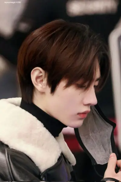 Sunghoon 