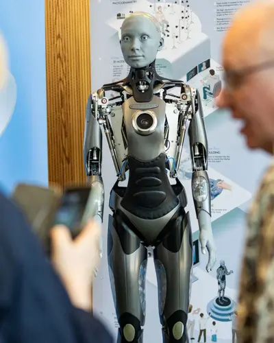 Female Robot