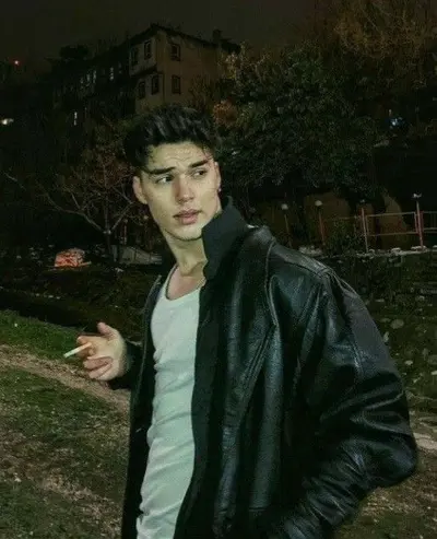 Damon 