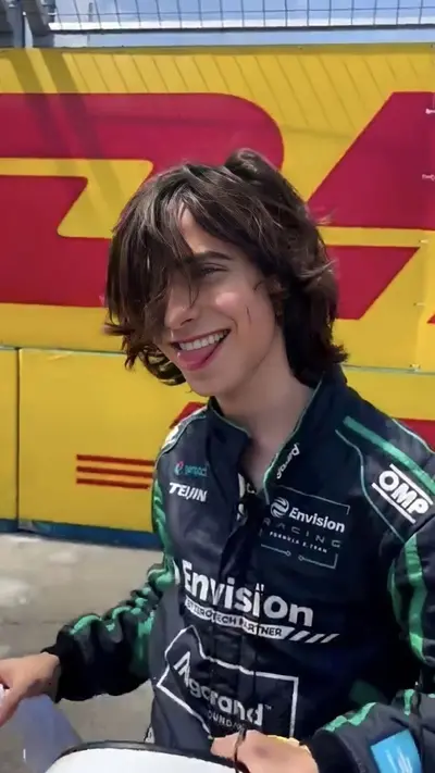 Aidan Gallagher 
