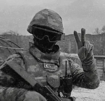 Rude soldier 