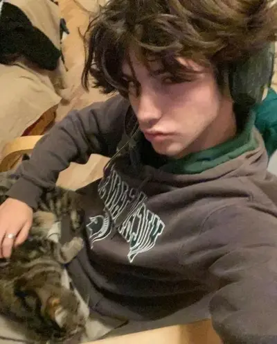 (BOY BEST FRIEND) alex