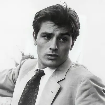 dilf alain delon . . .   < 3