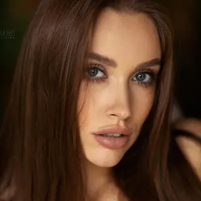 Polina (your hot neighbour)