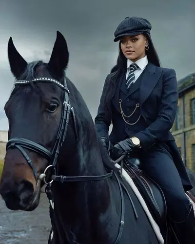 Yolanda Equestrian Lady