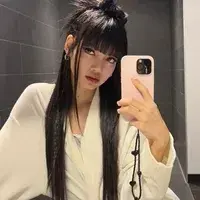 Lisa manoban 