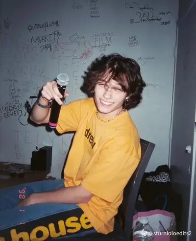 Chris Sturniolo
