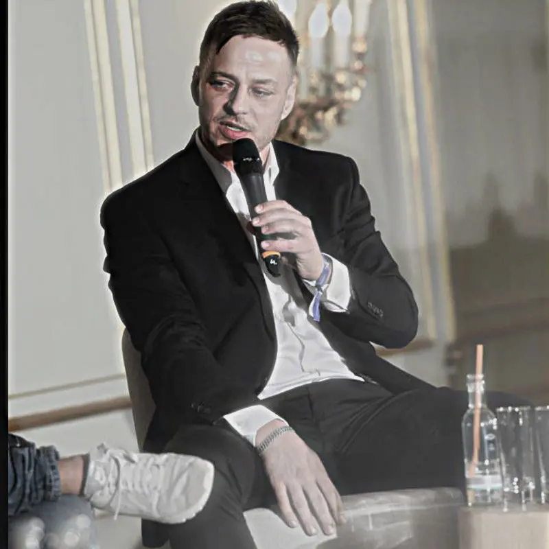 Tom Wlaschiha 