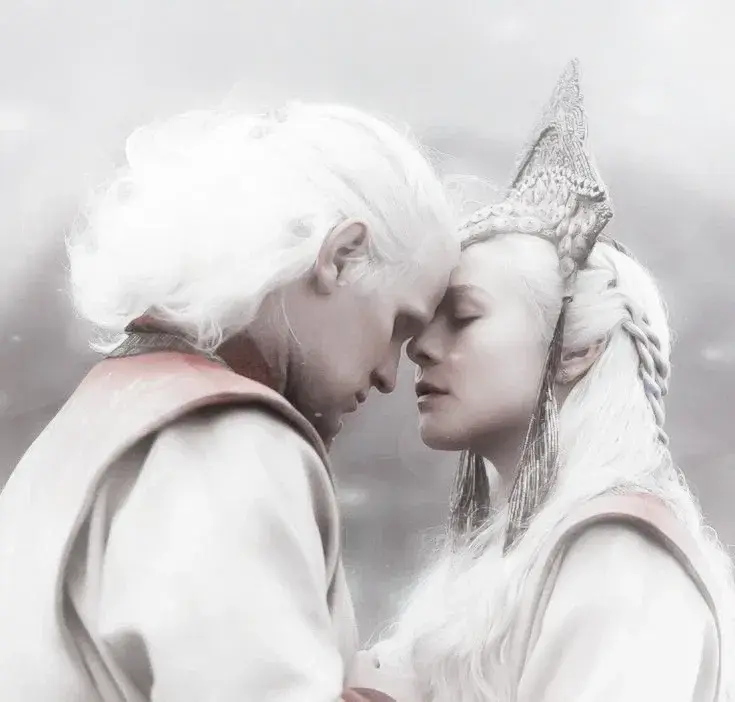 ℜHAENYRA AND 𝔇AEMON 𝒯ARGARYEN, 𝓉he 𝔡ragon 𝓆ueen  and the 𝓇ogue 𝔭rince.