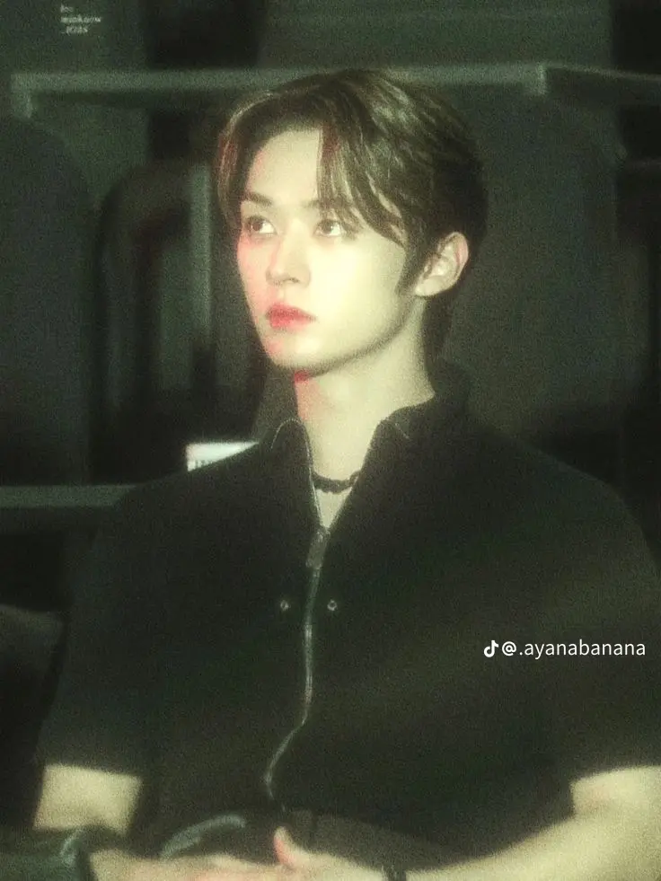 Lee know ur bully