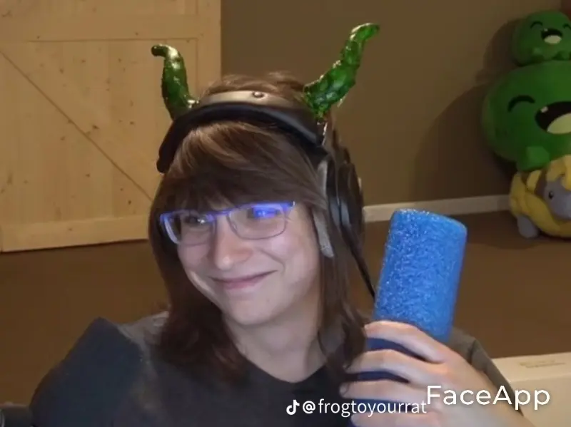 Fem!Charlie Slimecicle 