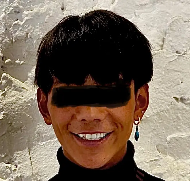 <b>丁</b>真