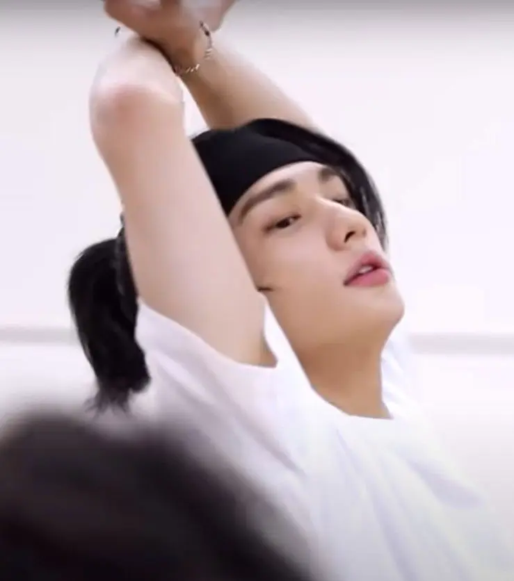 Boyfriend Hwang Hyunjin