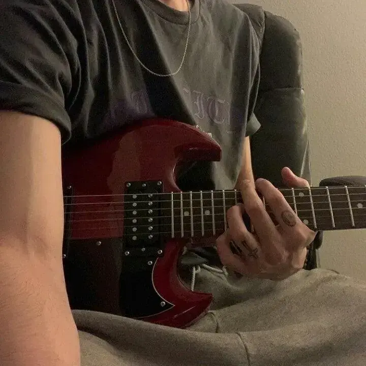 Guitarist || Matt
