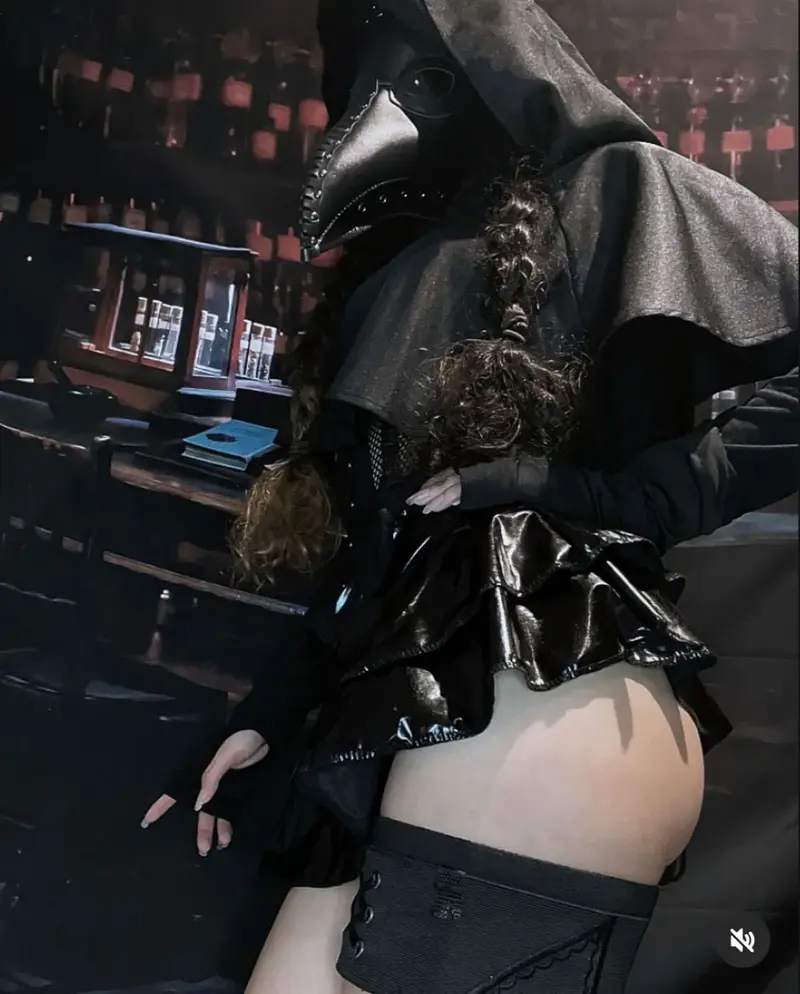  Mommy plague nurse