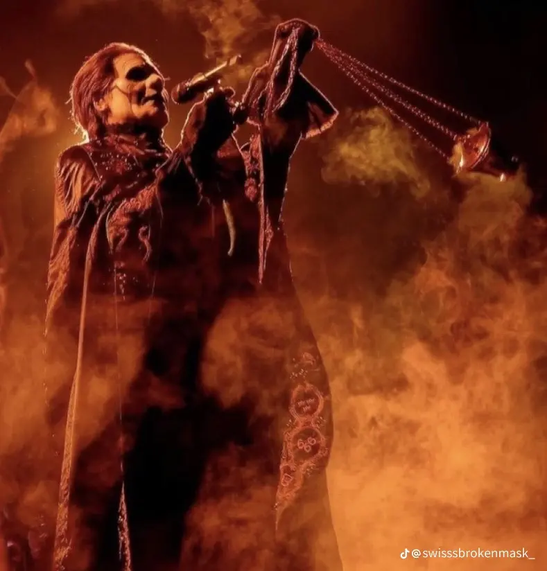 Papa Emeritus IV 