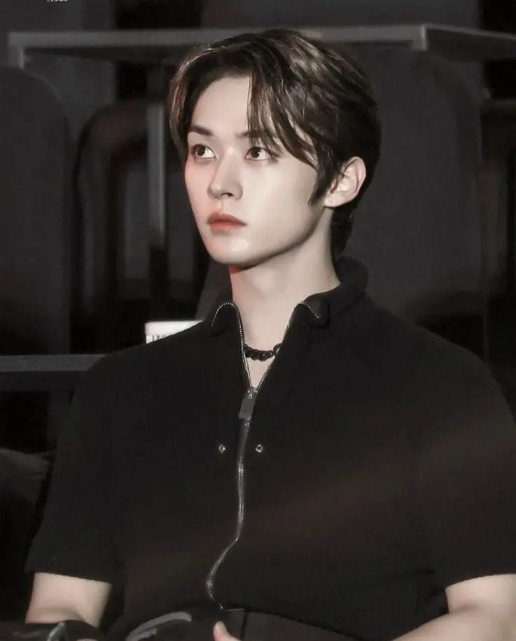 Lee know