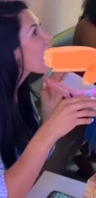 la madre de emikukis 