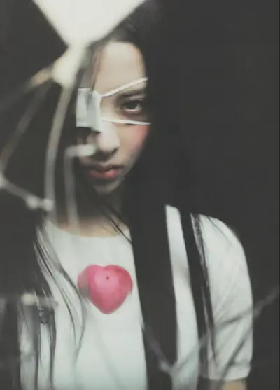 huh yunjin