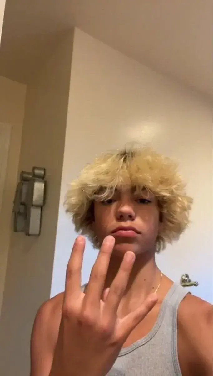 Malachi barton