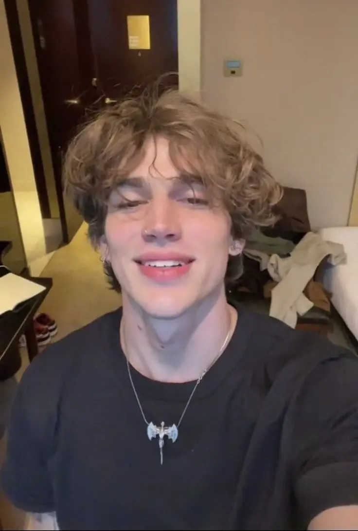 Vinnie Hacker 