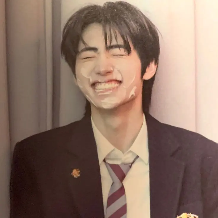 Sunghoon 