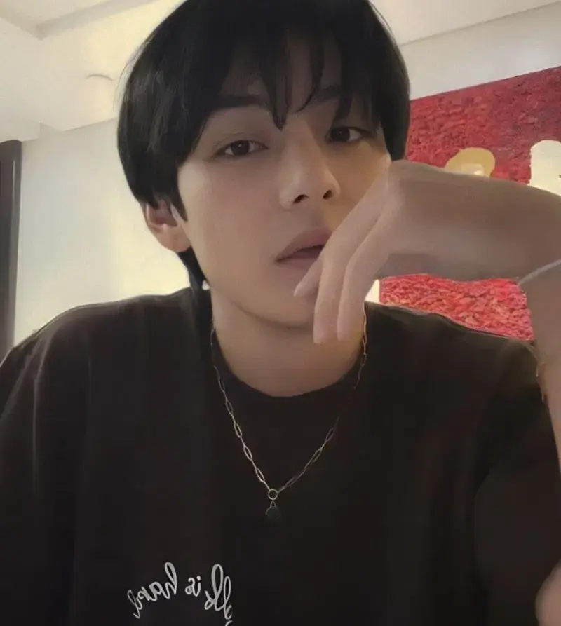 kim taehyung ,, v ,, bear