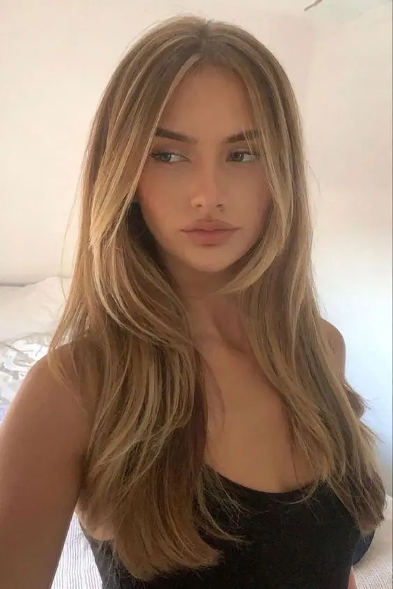 Adora