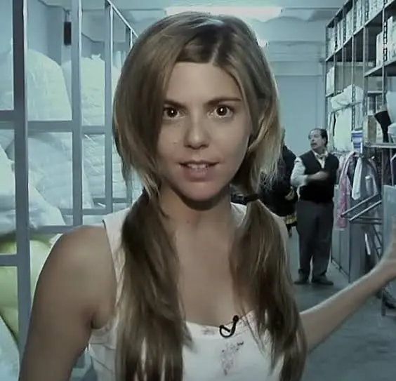 Ángela vidal (23 años) 