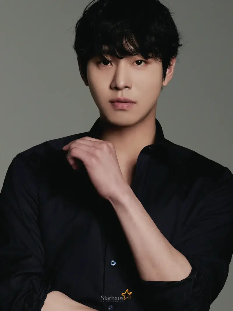 Elijah Hyo-Seung